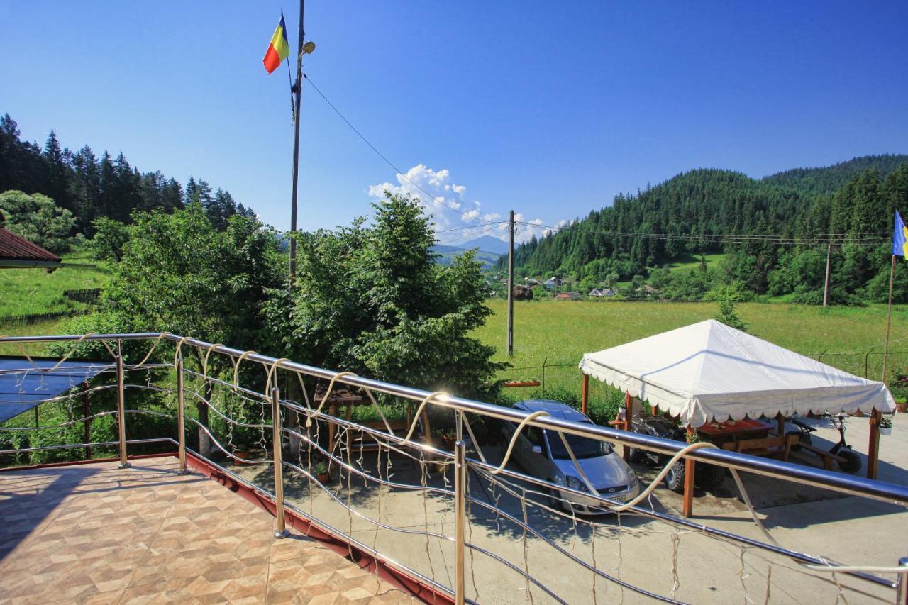 Pensiunea Paradiso Poiana Teiului Exteriér fotografie